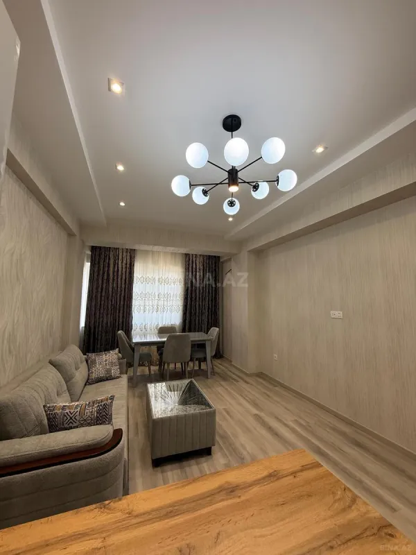 Kirayə verilir 2 otaqlı mənzil 70 m²