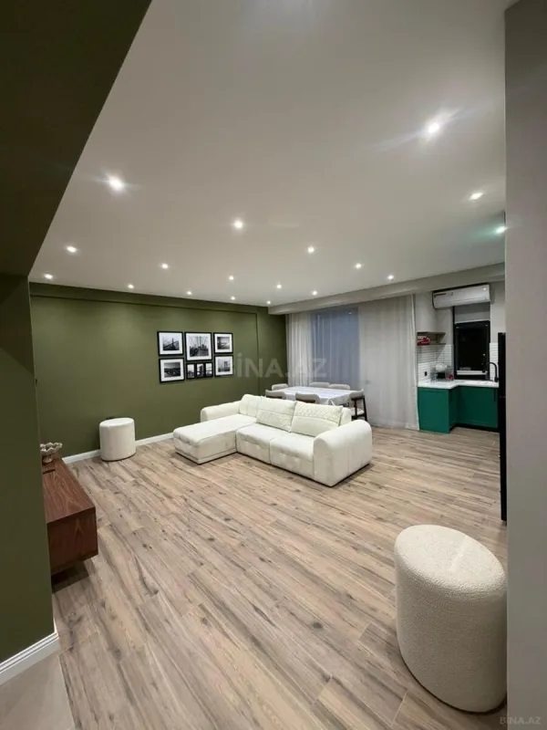 Kirayə verilir 2 otaqlı mənzil 100 m²