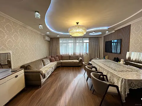 Satılır 4 otaqlı mənzil 145 m² — Bakı, Memar Əcəmi yanı 4 otaq 145.00 m²