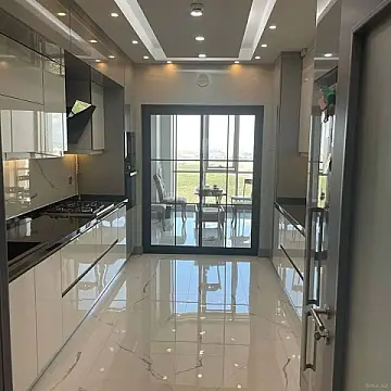 Kirayə verilir 3 otaqlı mənzil 130 m²