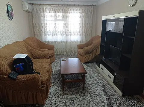 Kirayə verilir 2 otaqlı mənzil 60 m²