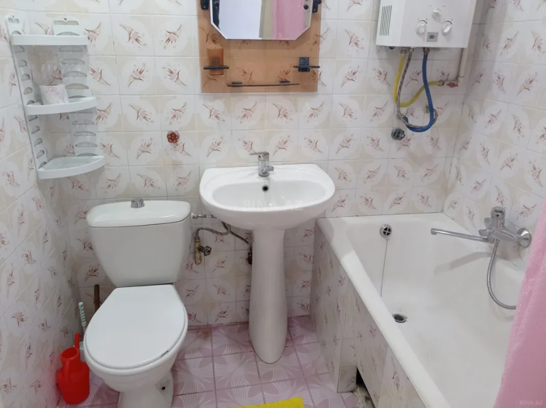 Kirayə verilir 2 otaqlı mənzil 60 m²