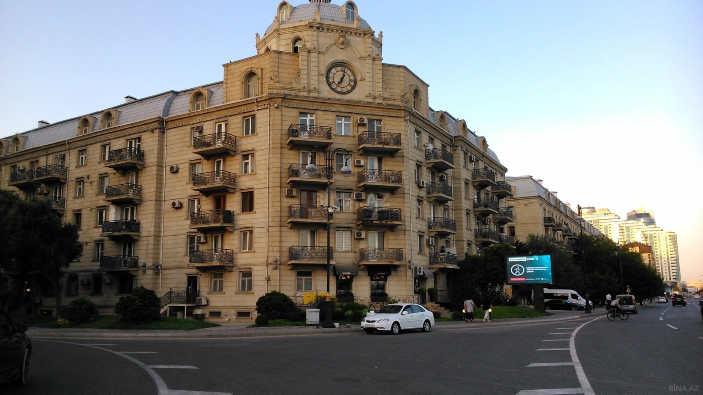 Kirayə verilir 2 otaqlı mənzil 60 m²