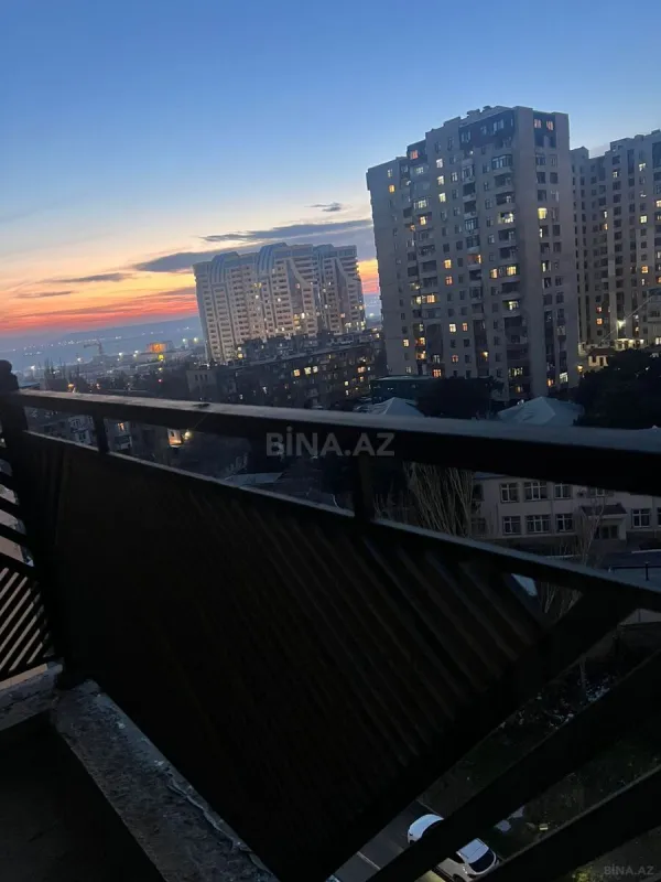 Satılır 2 otaqlı mənzil 65 m²