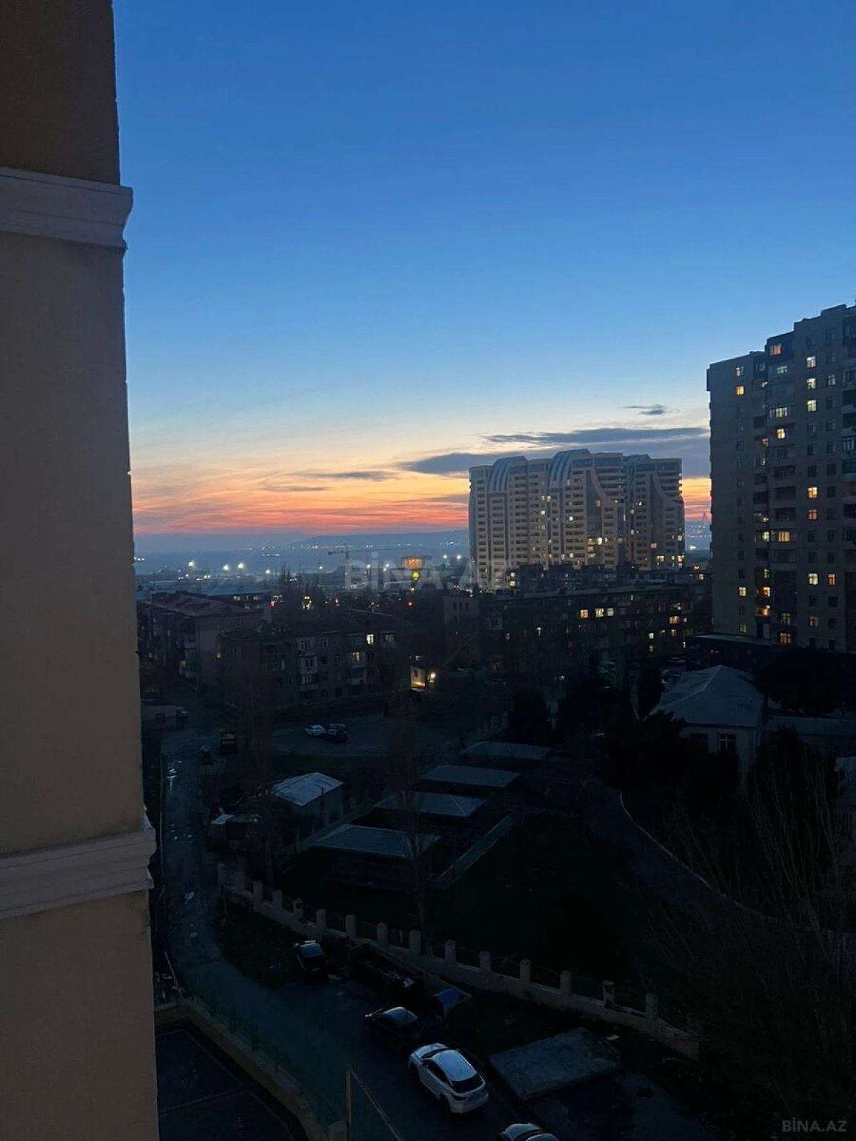 Satılır 2 otaqlı mənzil 65 m²