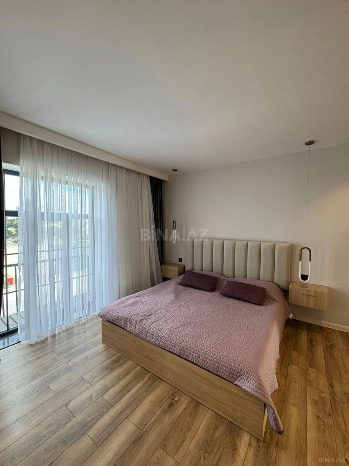 Satılır 5 otaqlı həyət evi 190 m²