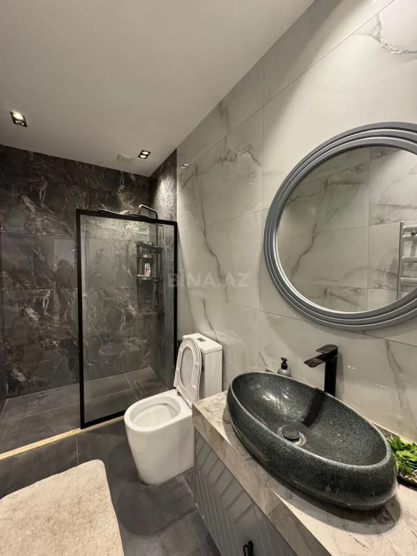 Satılır 5 otaqlı həyət evi 190 m²