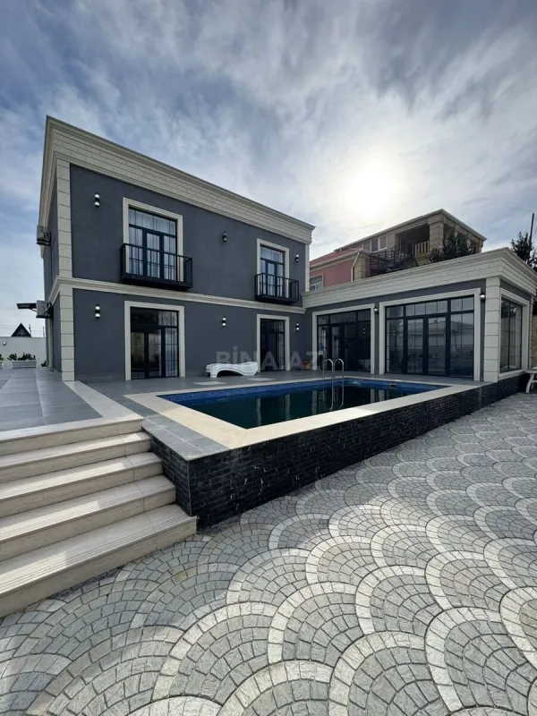 Satılır 5 otaqlı həyət evi 190 m²