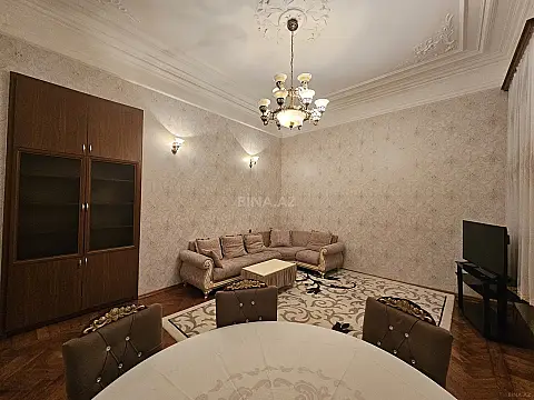 Kirayə verilir 3 otaqlı mənzil 120 m²