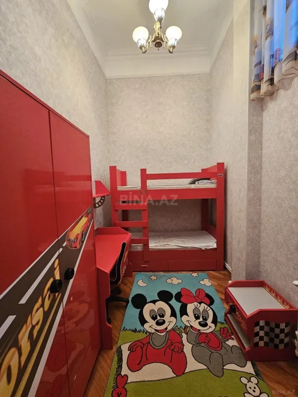 Kirayə verilir 3 otaqlı mənzil 120 m²