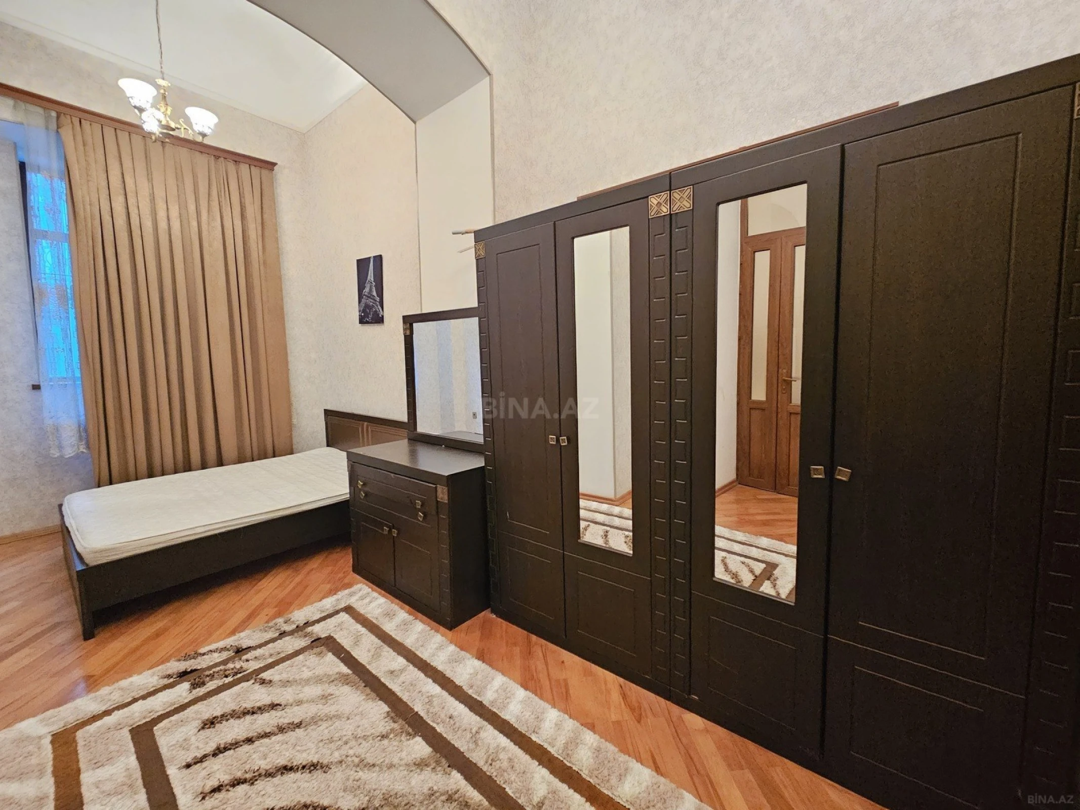 Kirayə verilir 3 otaqlı mənzil 120 m²