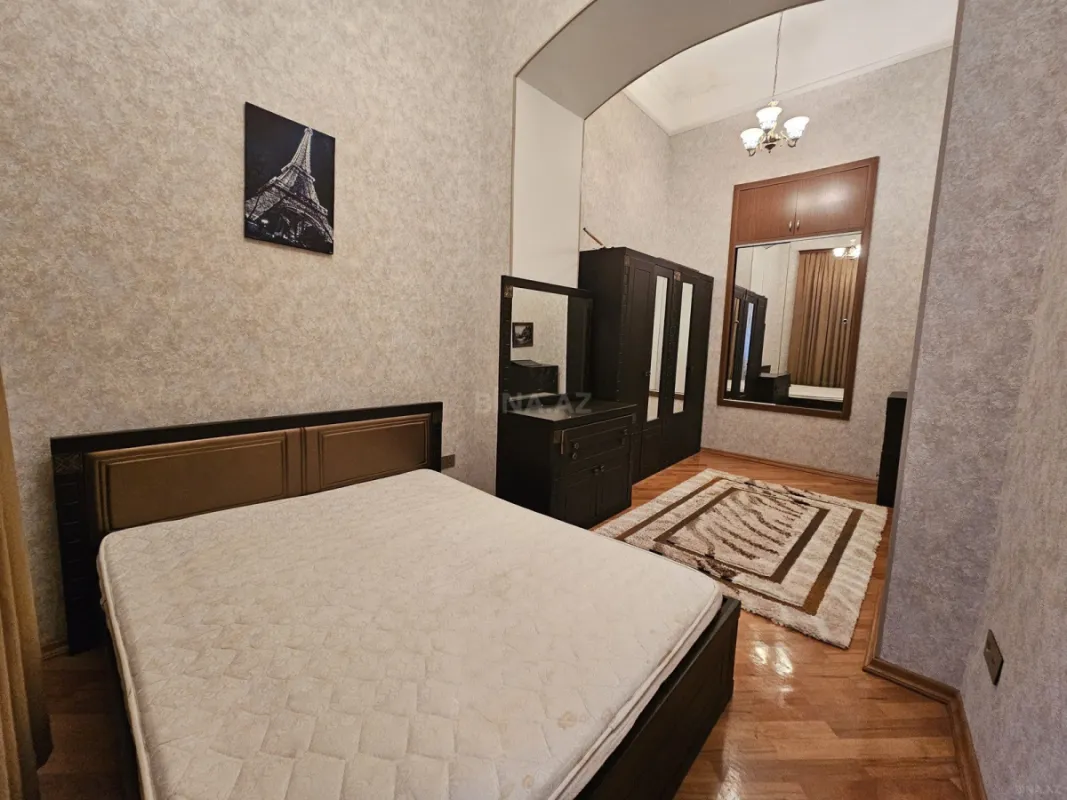 Kirayə verilir 3 otaqlı mənzil 120 m²