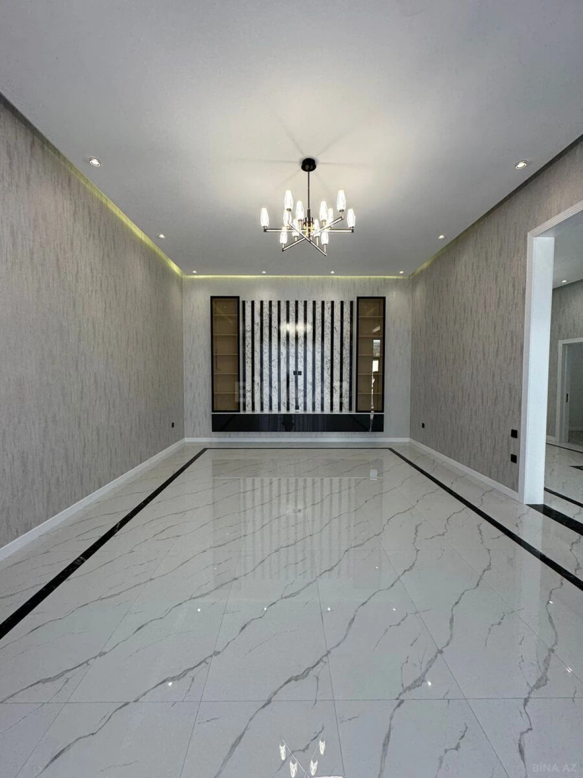 Satılır 4 otaqlı həyət evi 185 m²