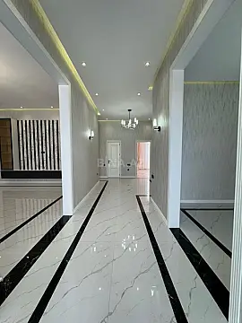 Satılır 4 otaqlı həyət evi 185 m²