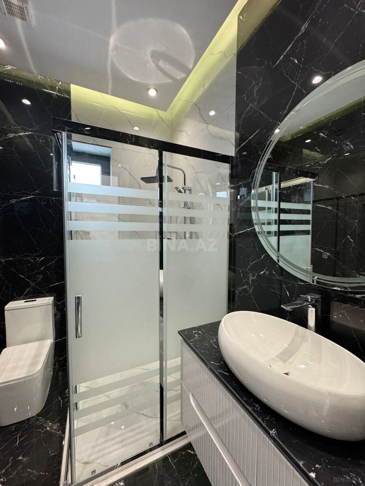 Satılır 4 otaqlı həyət evi 195 m²