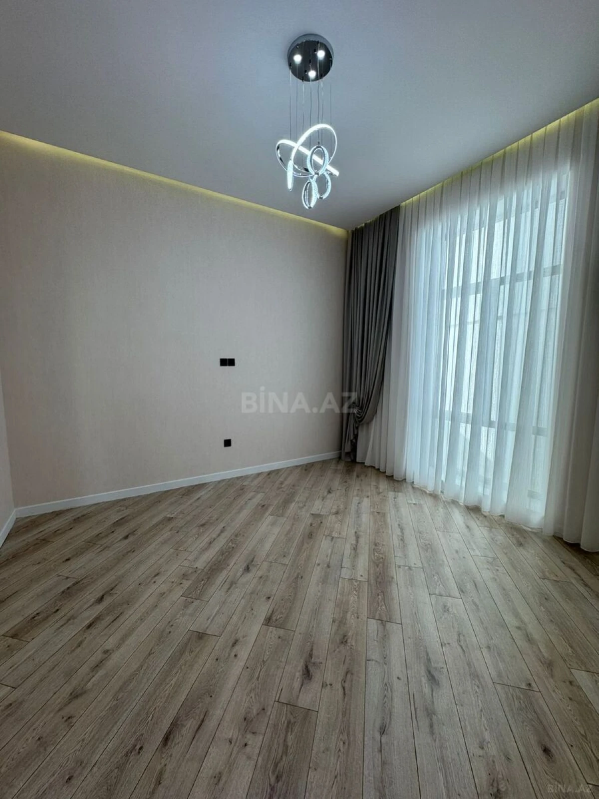Satılır 4 otaqlı həyət evi 195 m²