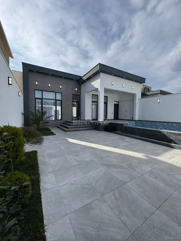 Satılır 4 otaqlı həyət evi 195 m²