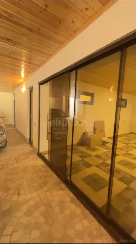 Satılır 4 otaqlı həyət evi 550 m²