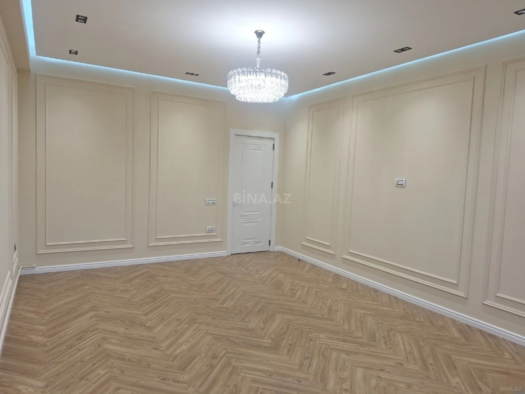 Satılır 2 otaqlı mənzil 80 m²