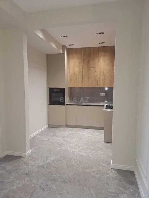 Satılır 2 otaqlı mənzil 80 m²