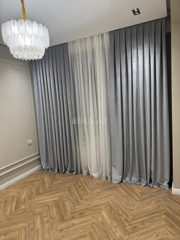 Satılır 2 otaqlı mənzil 80 m²
