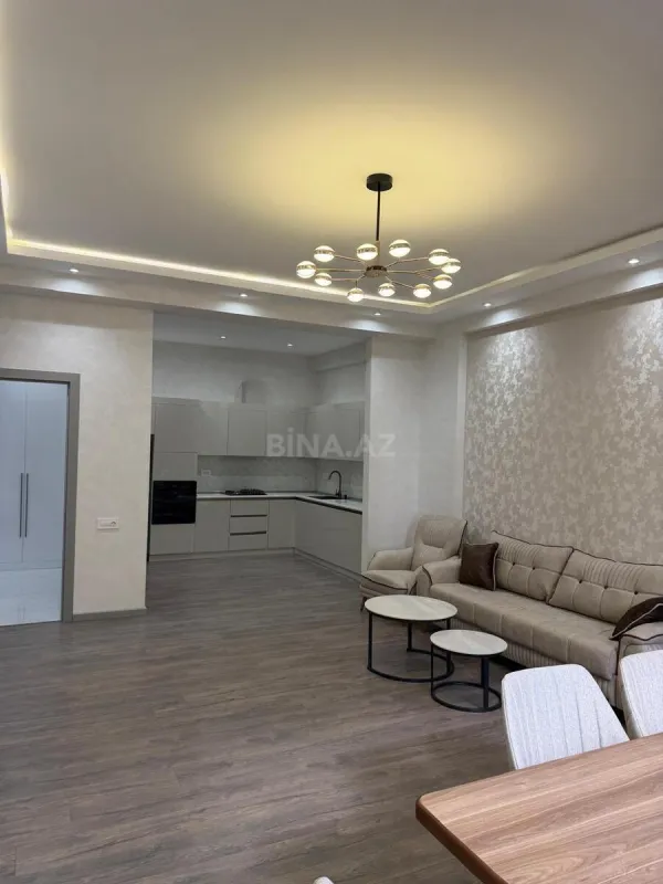 Kirayə verilir 2 otaqlı mənzil 91 m²