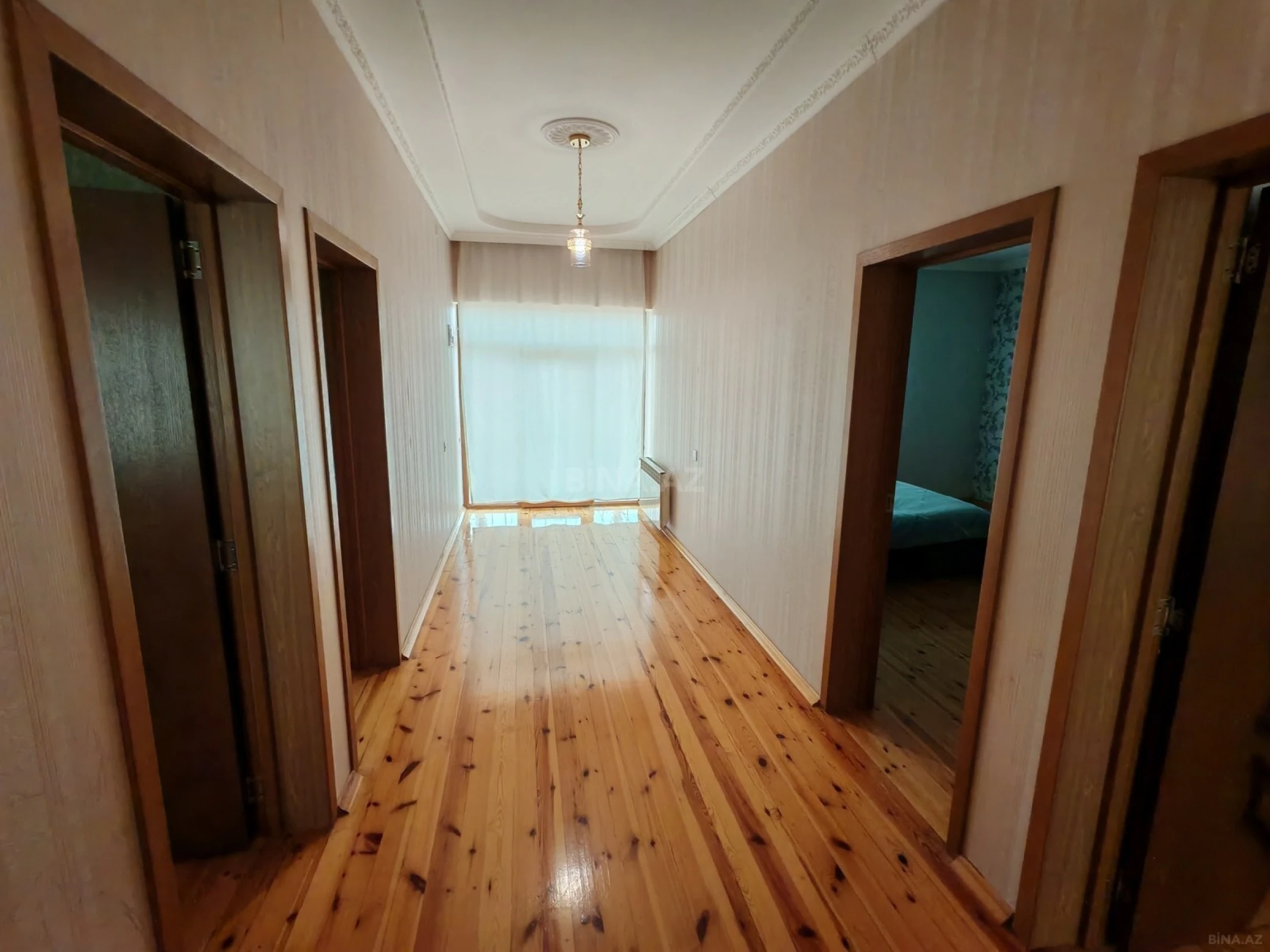Satılır həyət evi 250 m²