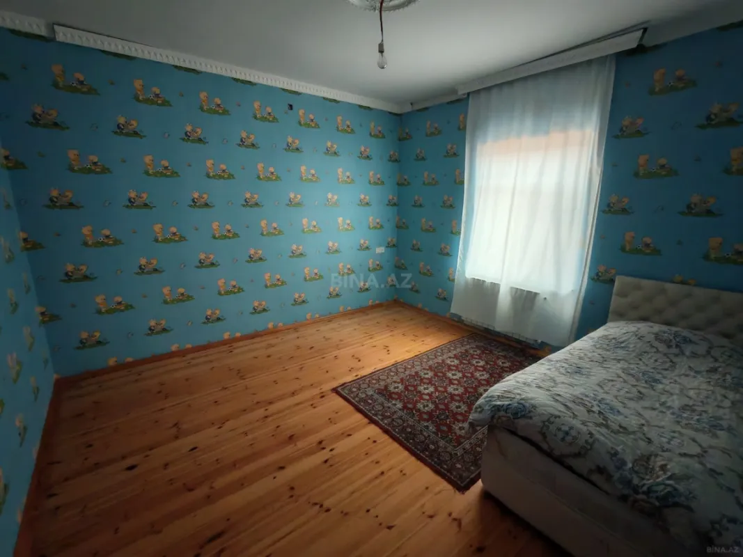 Satılır həyət evi 250 m²