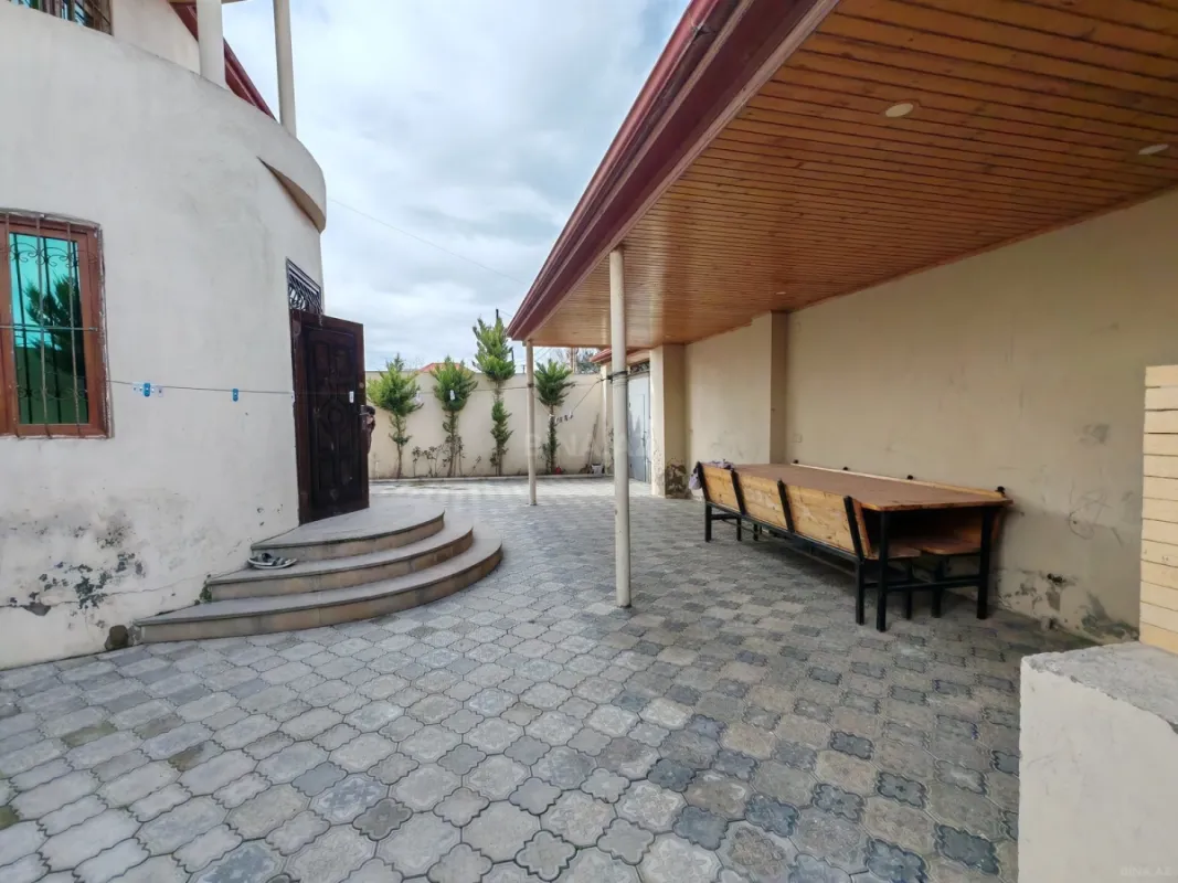 Satılır həyət evi 250 m²