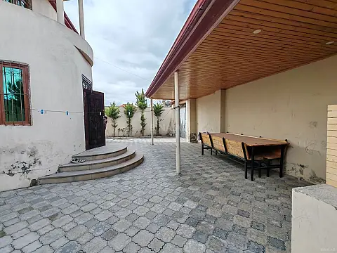 Satılır həyət evi 250 m²