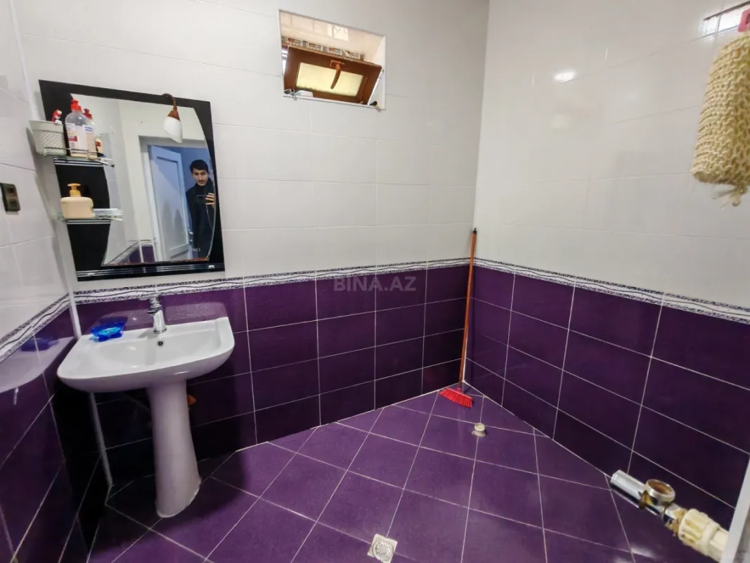 Satılır həyət evi 250 m²