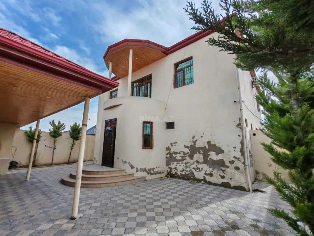 Satılır həyət evi 250 m²