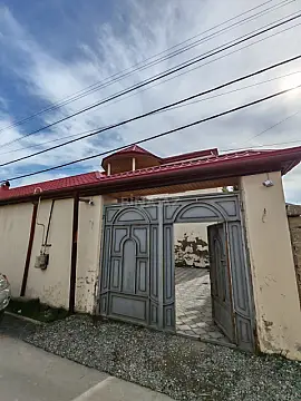 Satılır həyət evi 250 m²