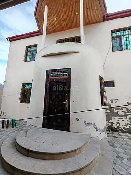 Satılır həyət evi 250 m²