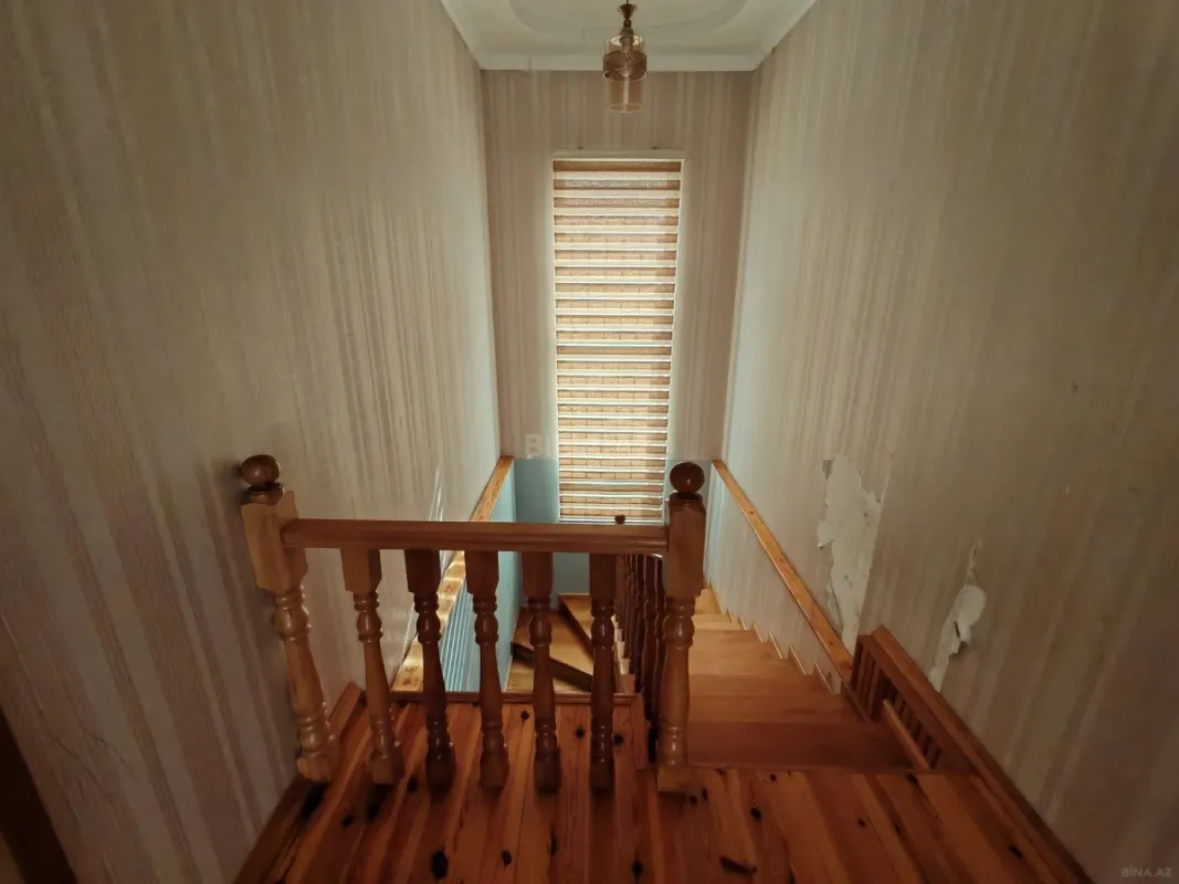 Satılır həyət evi 250 m²