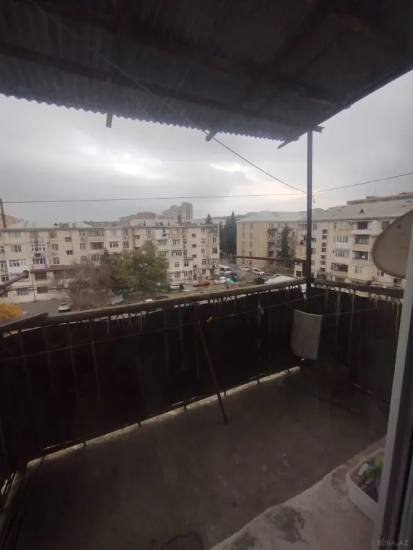 Satılır 3 otaqlı mənzil 60 m²
