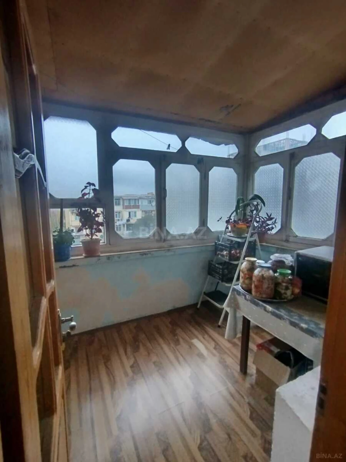 Satılır 3 otaqlı mənzil 60 m²