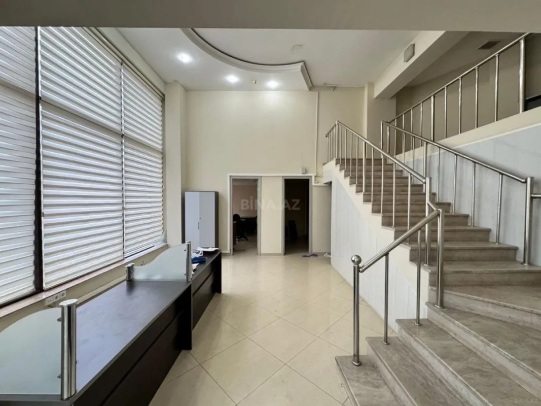 Kirayə verilir obyekt 320 m²