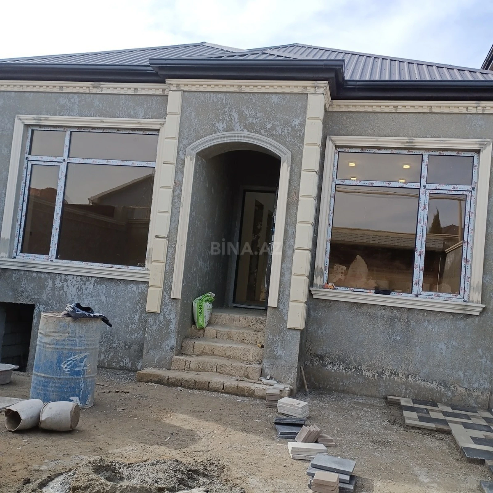 Satılır 4 otaqlı həyət evi 90 m²