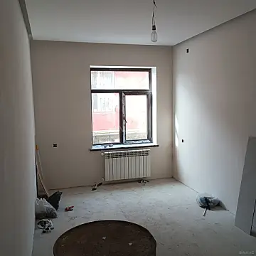 Satılır 4 otaqlı həyət evi 90 m²
