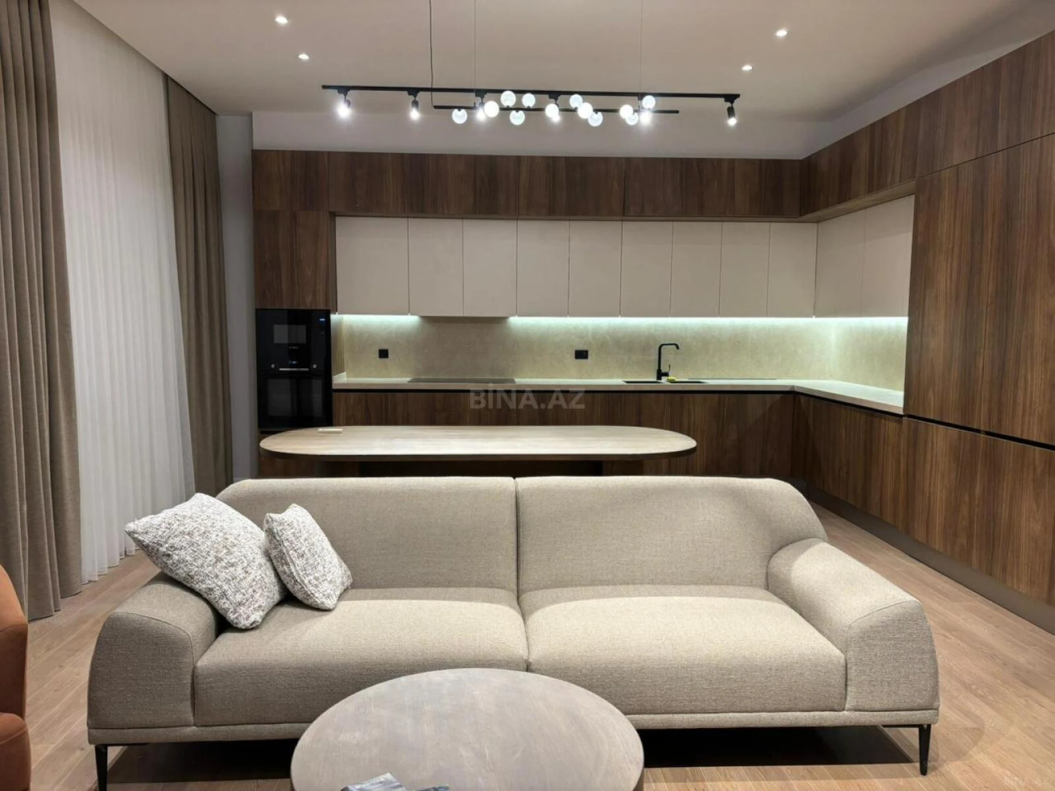 Kirayə verilir 3 otaqlı mənzil 120 m²