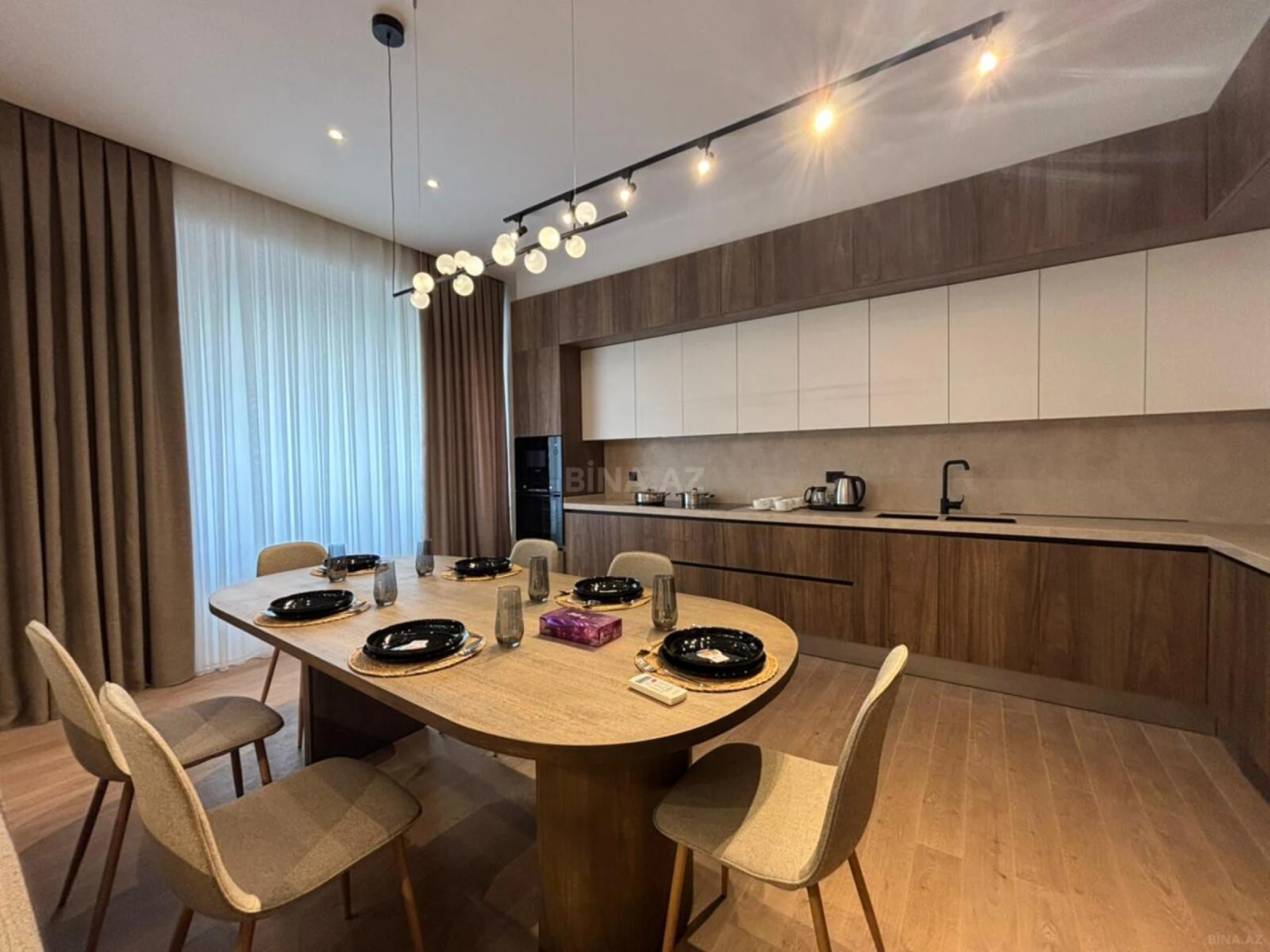 Kirayə verilir 3 otaqlı mənzil 120 m²