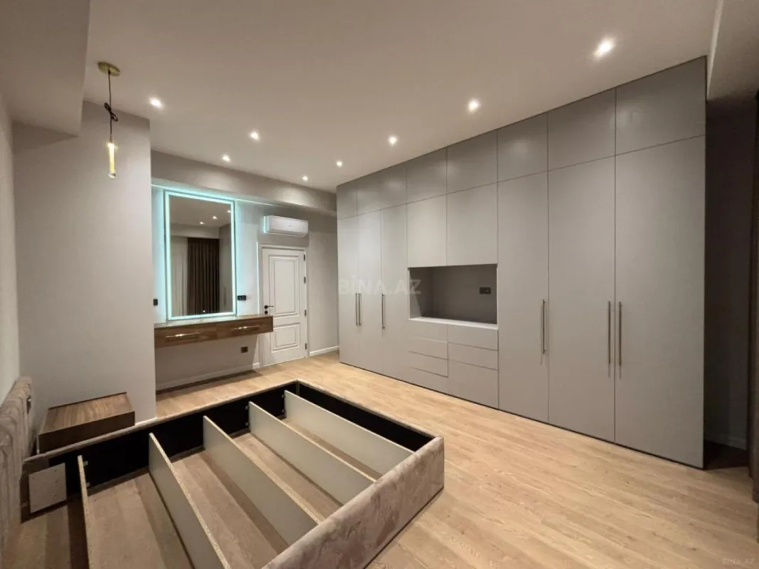 Kirayə verilir 3 otaqlı mənzil 120 m²