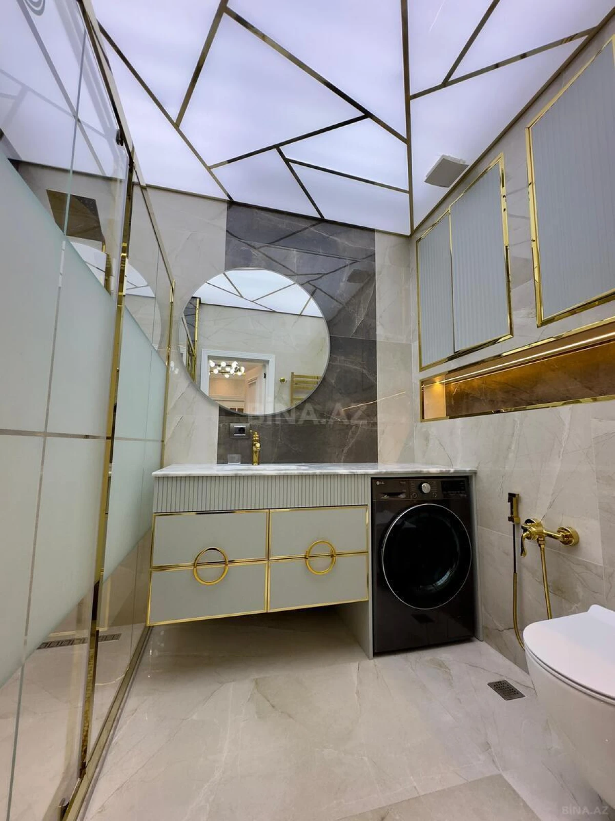 Kirayə verilir 2 otaqlı mənzil 100 m²