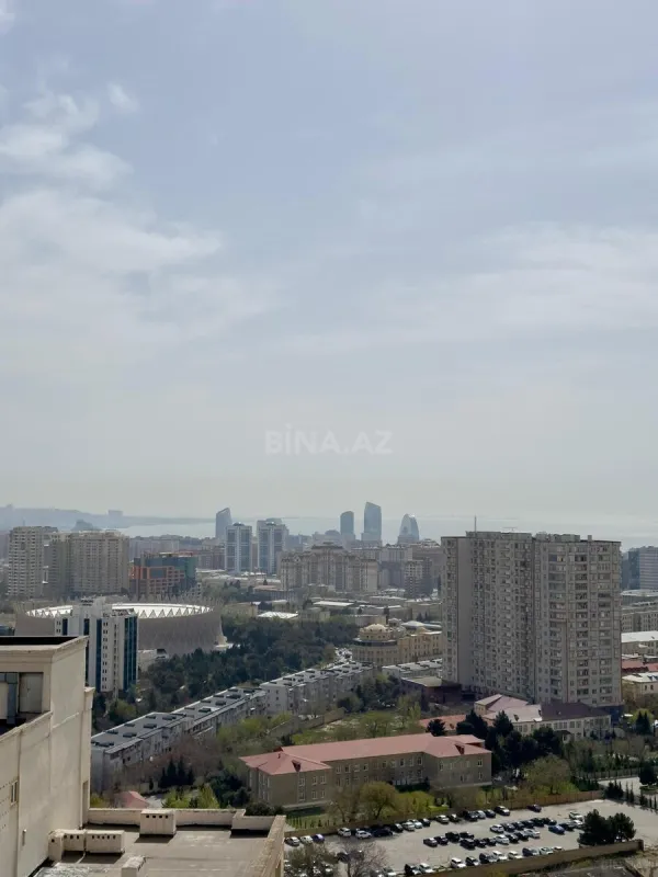 Kirayə verilir 2 otaqlı mənzil 100 m²