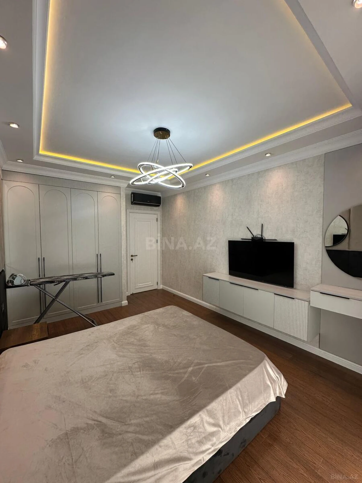 Kirayə verilir 2 otaqlı mənzil 100 m²