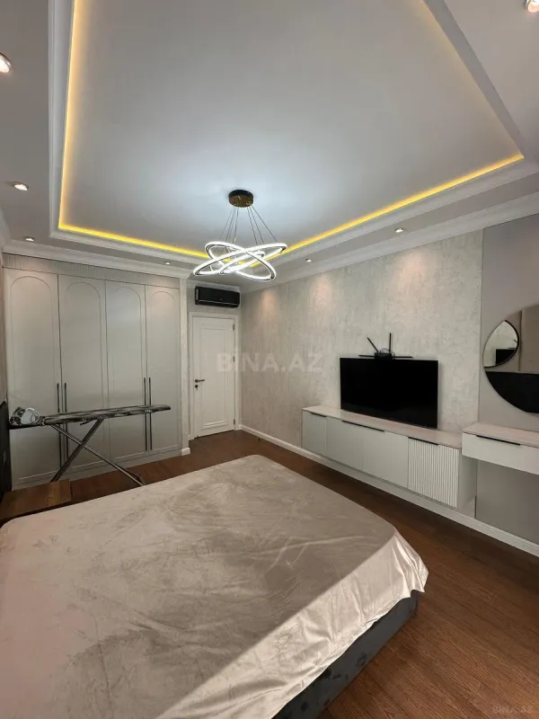 Kirayə verilir 2 otaqlı mənzil 100 m²