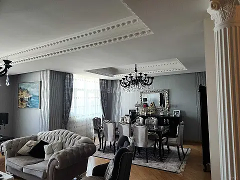 Satılır 5 otaqlı mənzil 320 m²