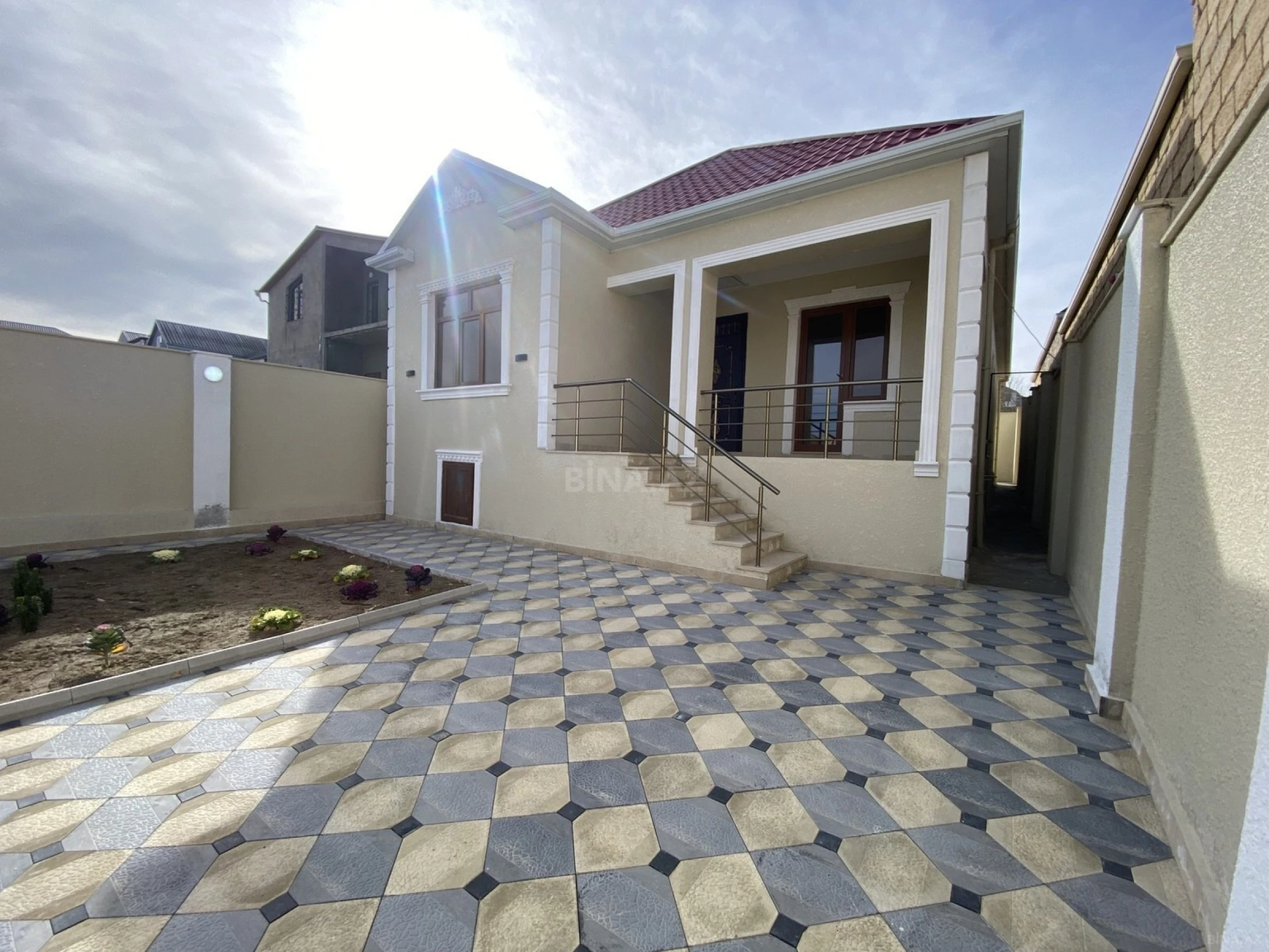 Satılır 4 otaqlı həyət evi 170 m²