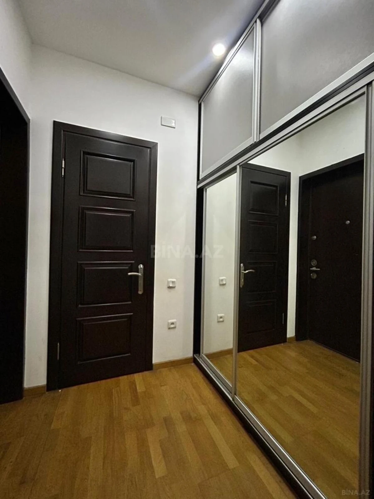Kirayə verilir 3 otaqlı mənzil 75 m²
